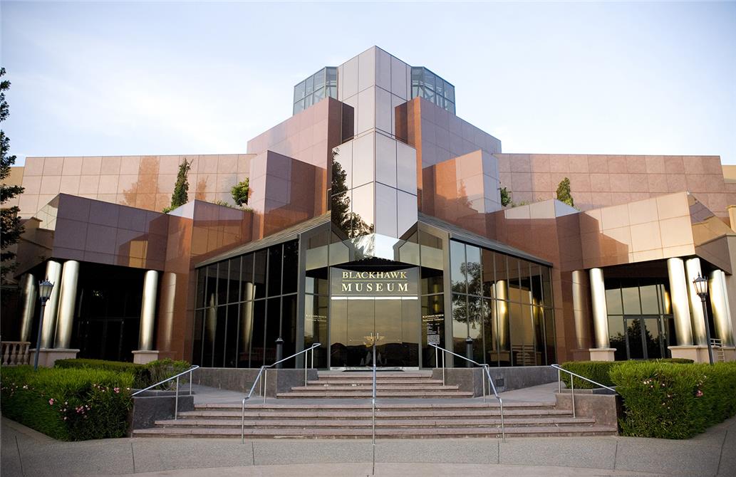 DAHLIN Blackhawk Plaza